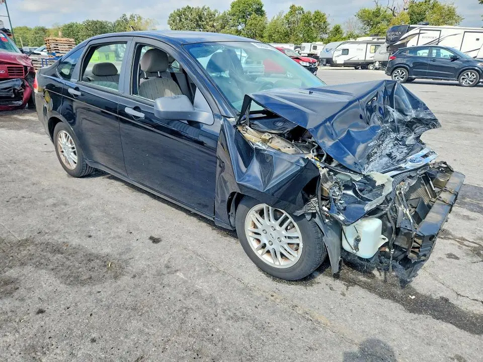 2011 FORD FOCUS SE  