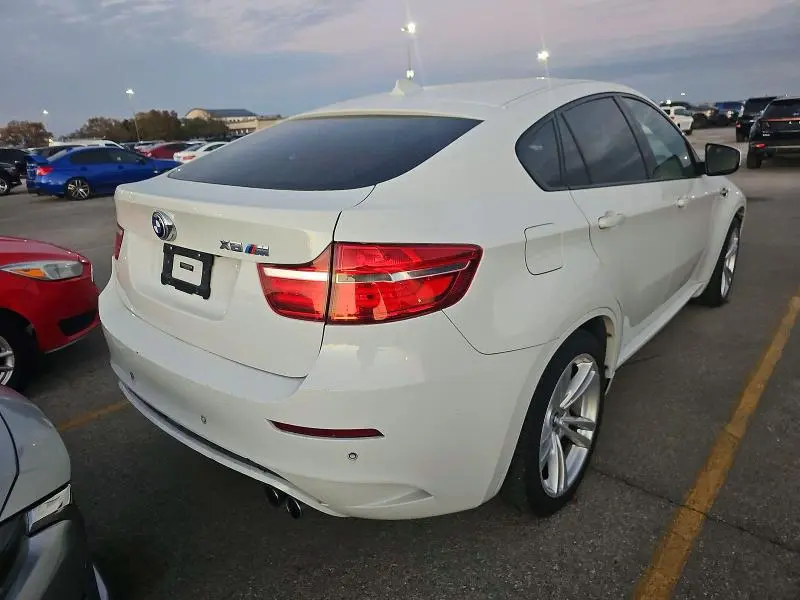 2014 BMW X6 M  