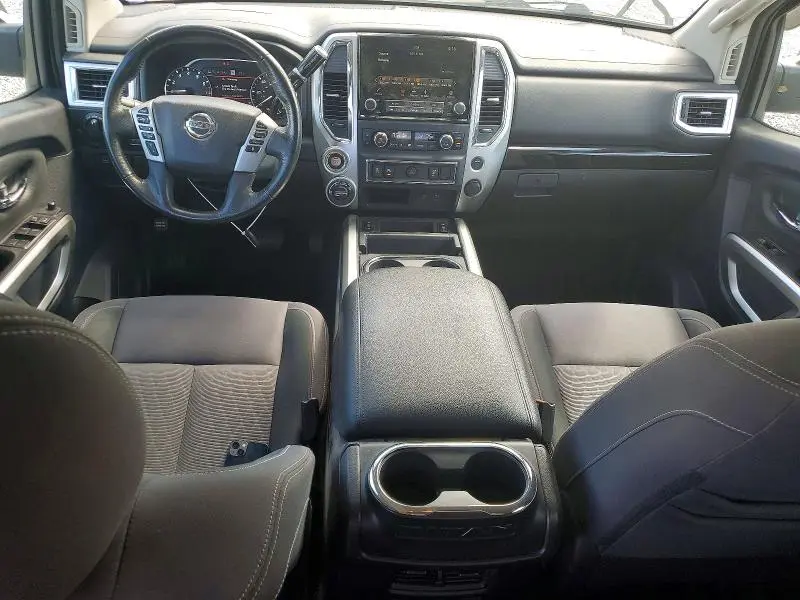 2021 NISSAN TITAN SV  