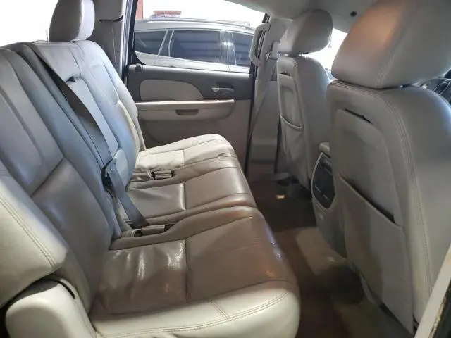 2011 CHEVROLET SUBURBAN C1500 LT  