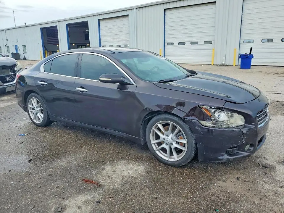2010 NISSAN MAXIMA S/SV  