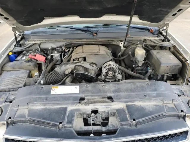 2011 CHEVROLET SUBURBAN K1500 LT  