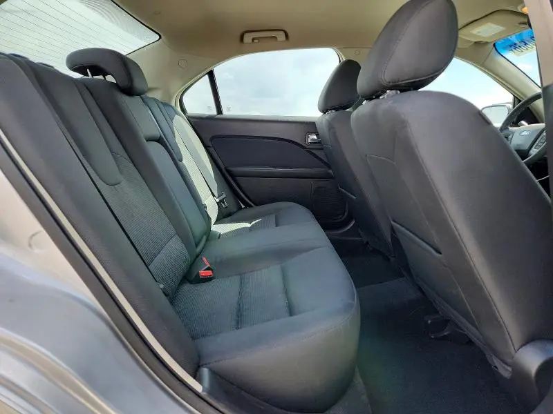 2011 FORD FUSION SE  