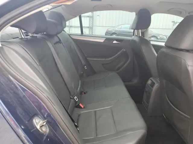 2011 VOLKSWAGEN JETTA TDI  