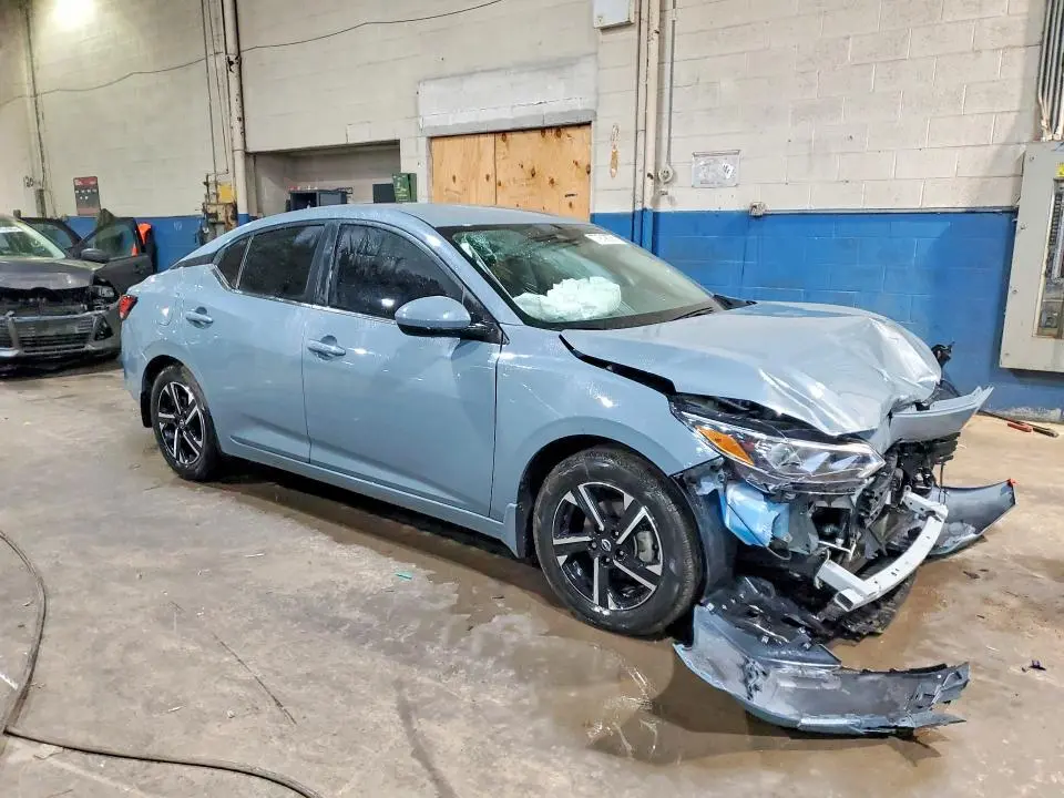 2024 NISSAN SENTRA SV  