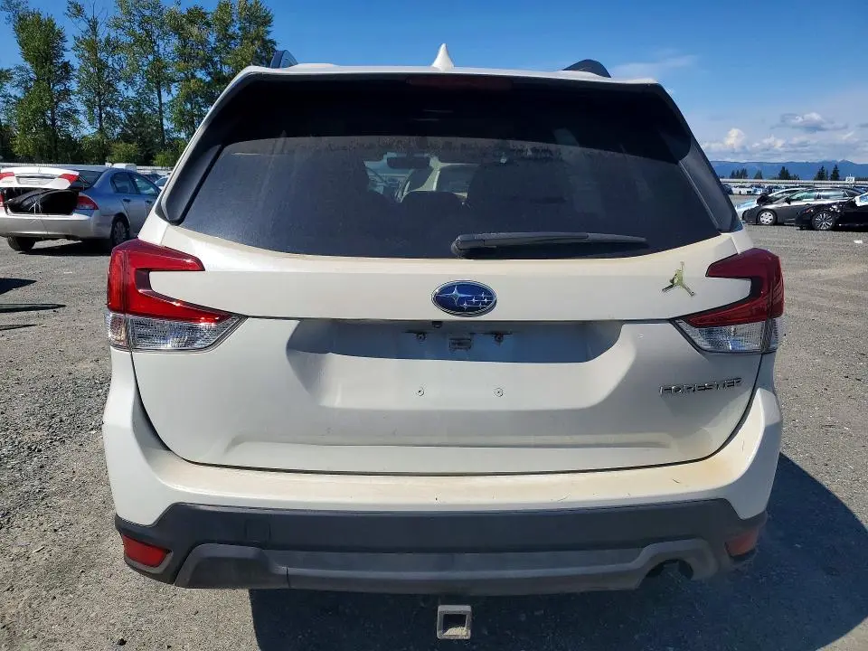 2019 SUBARU FORESTER PREMIUM  