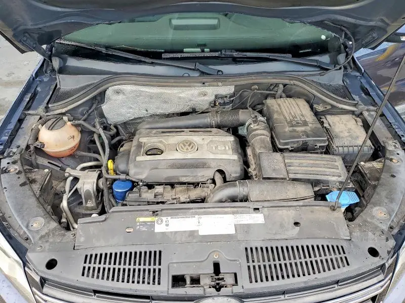 2016 VOLKSWAGEN TIGUAN S  