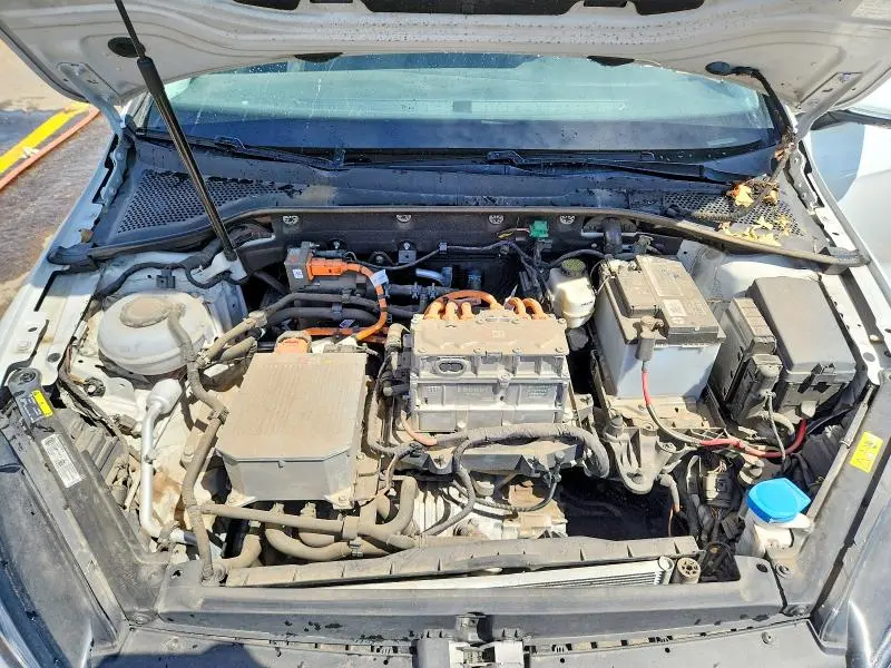 2019 VOLKSWAGEN E-GOLF SE  