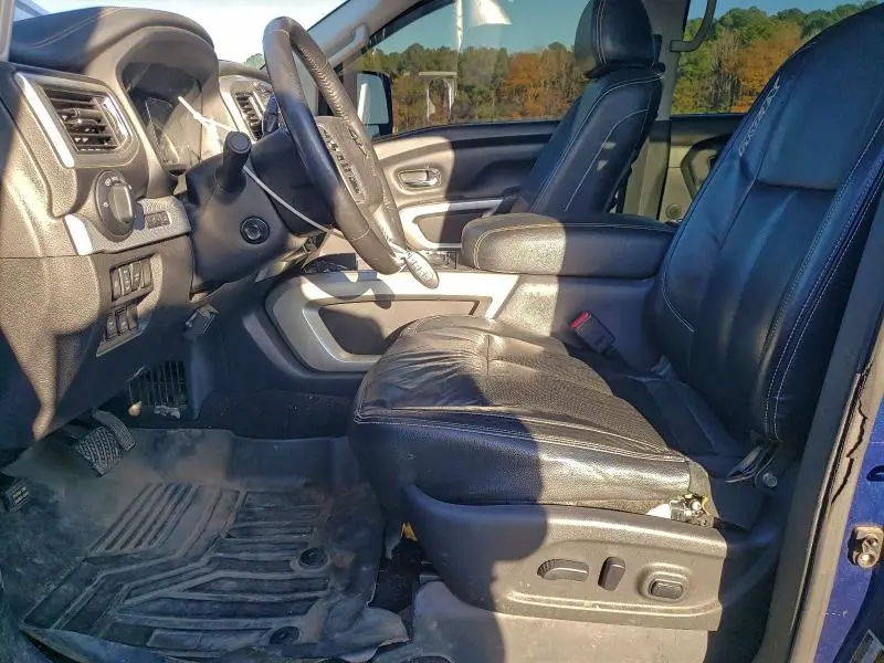 2016 NISSAN TITAN XD SL  