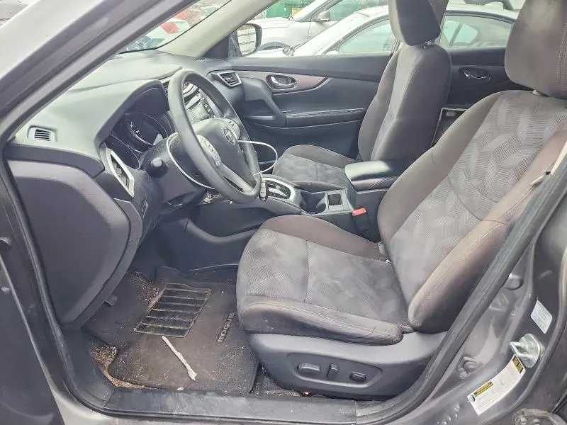 2015 NISSAN ROGUE SV  