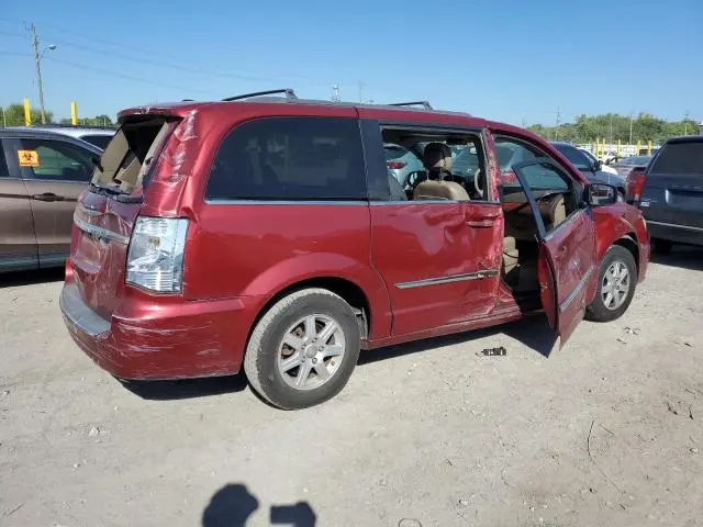 2013 CHRYSLER TOWN & COUNTRY TOURING  