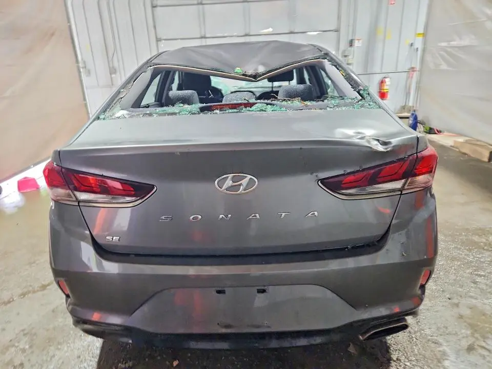 2018 HYUNDAI SONATA SE  