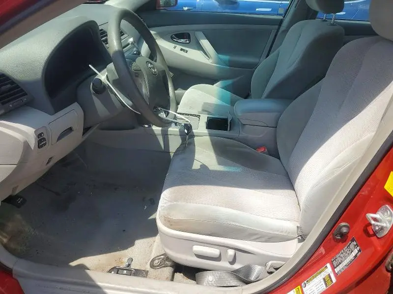 2011 TOYOTA CAMRY LE  