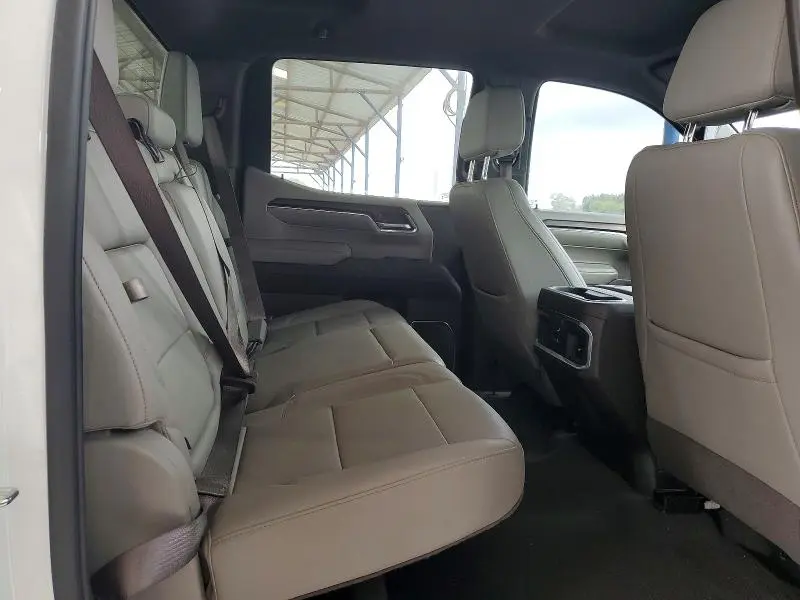 2024 GMC SIERRA K1500 SLT  