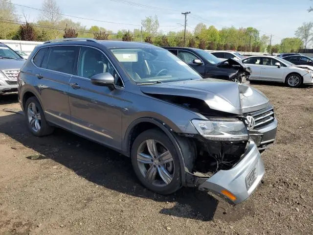 2020 VOLKSWAGEN TIGUAN SE  