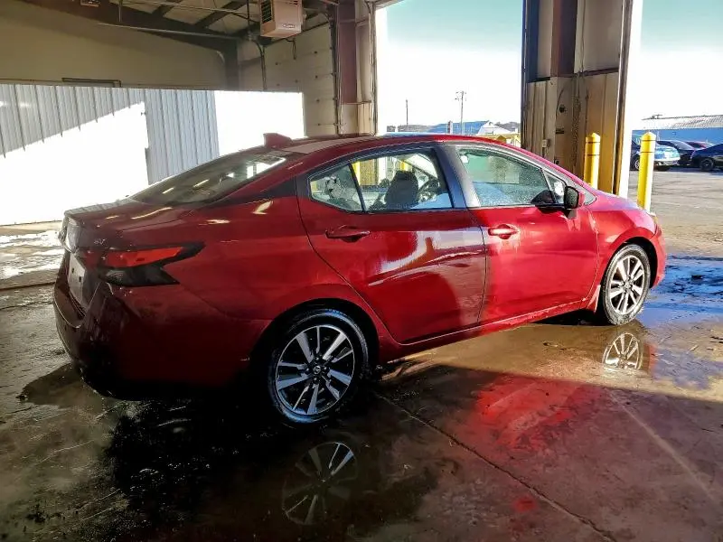 2022 NISSAN VERSA SV  