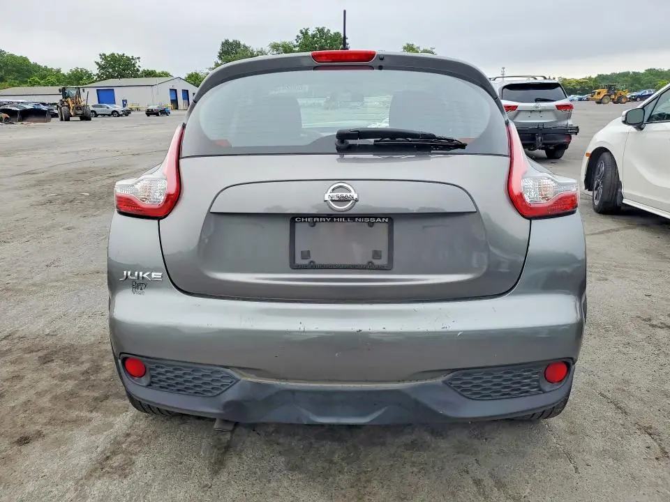 2015 NISSAN JUKE S  