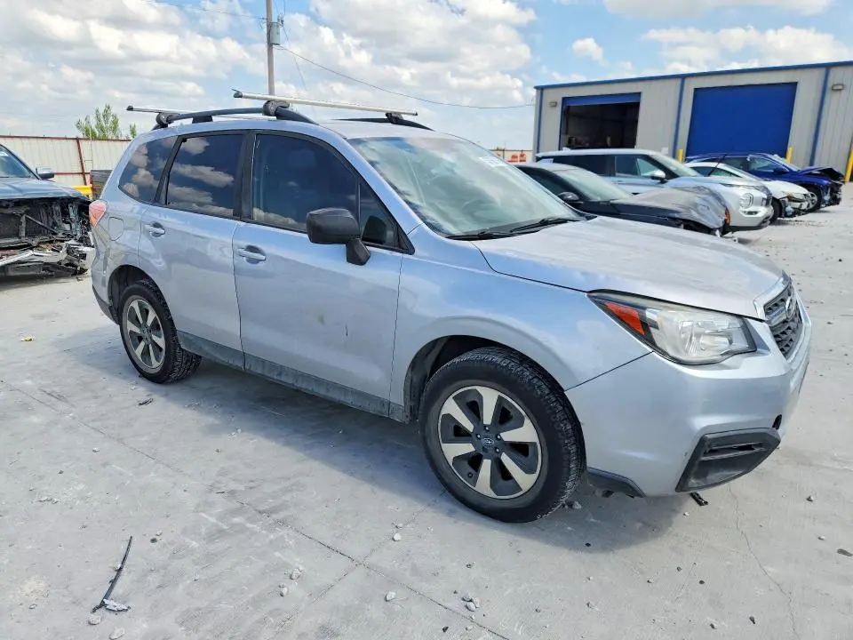 2017 SUBARU FORESTER 2.5I  
