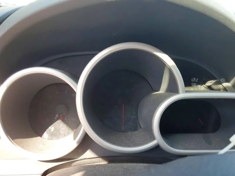 2011 TOYOTA MATRIX BASE  