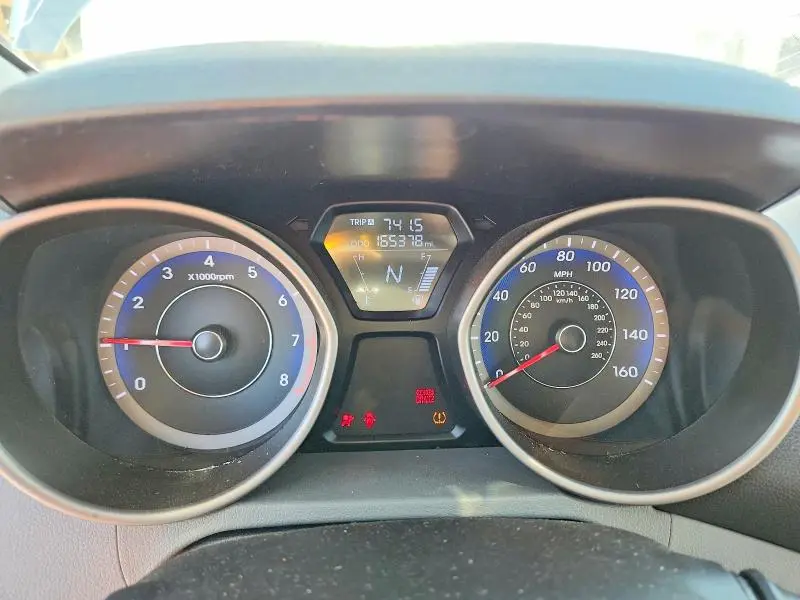 2013 HYUNDAI ELANTRA GLS  