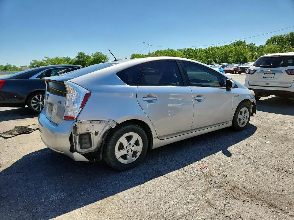2010 TOYOTA PRIUS IV  