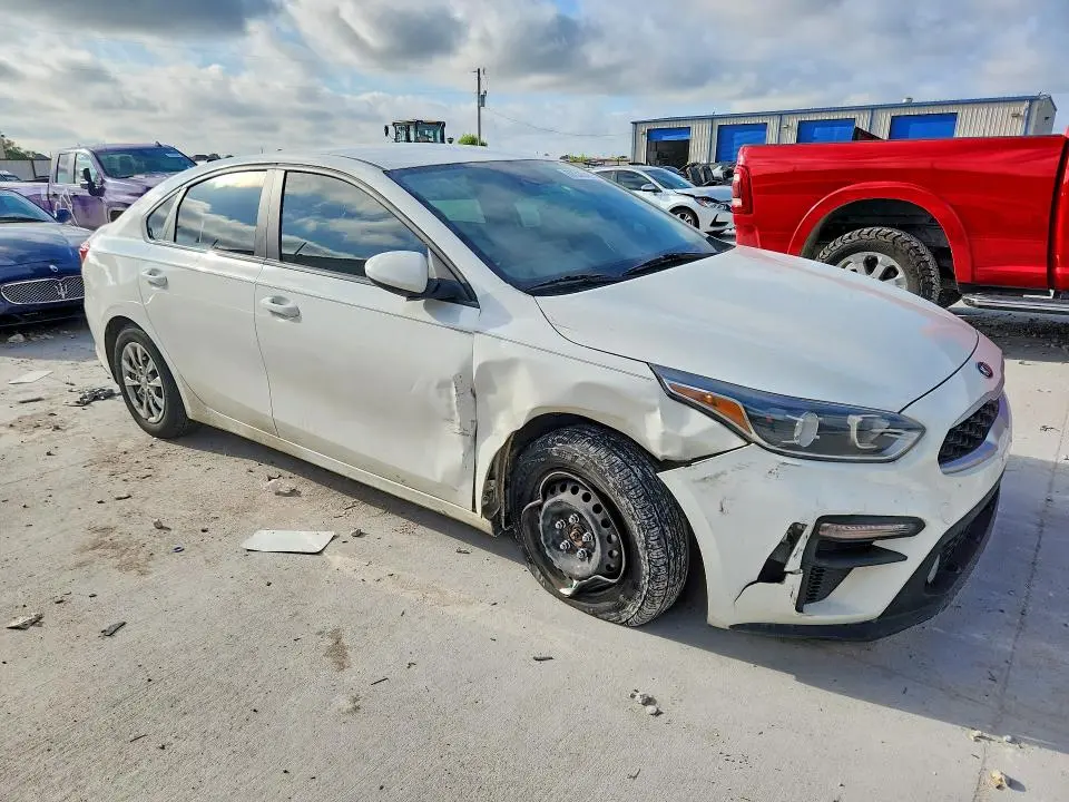2021 KIA FORTE FE  