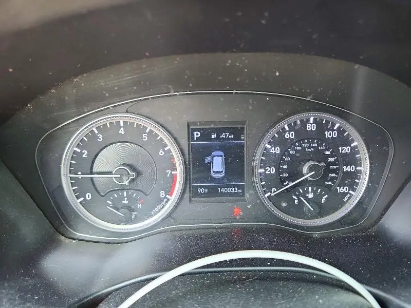 2019 HYUNDAI SANTA FE SE  