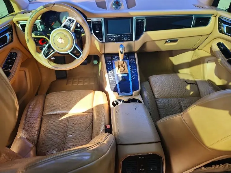 2016 PORSCHE MACAN S  