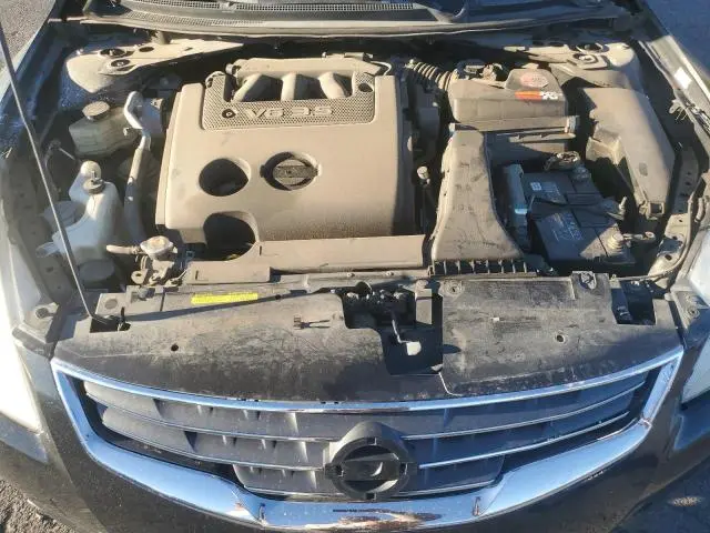 2010 NISSAN ALTIMA SR  