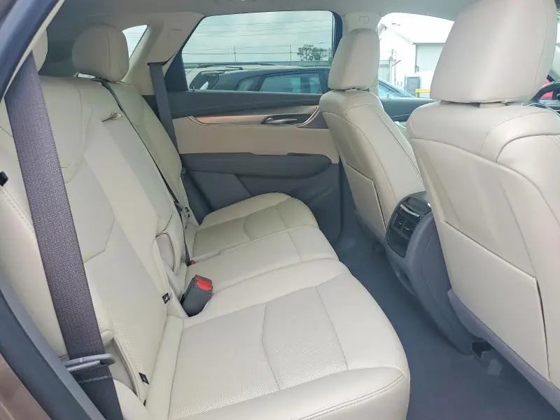 2023 CADILLAC XT5   