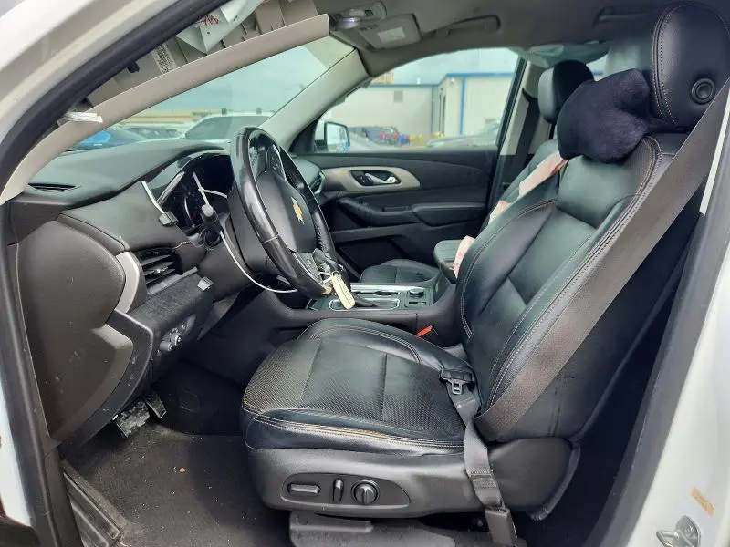 2019 CHEVROLET TRAVERSE LT  