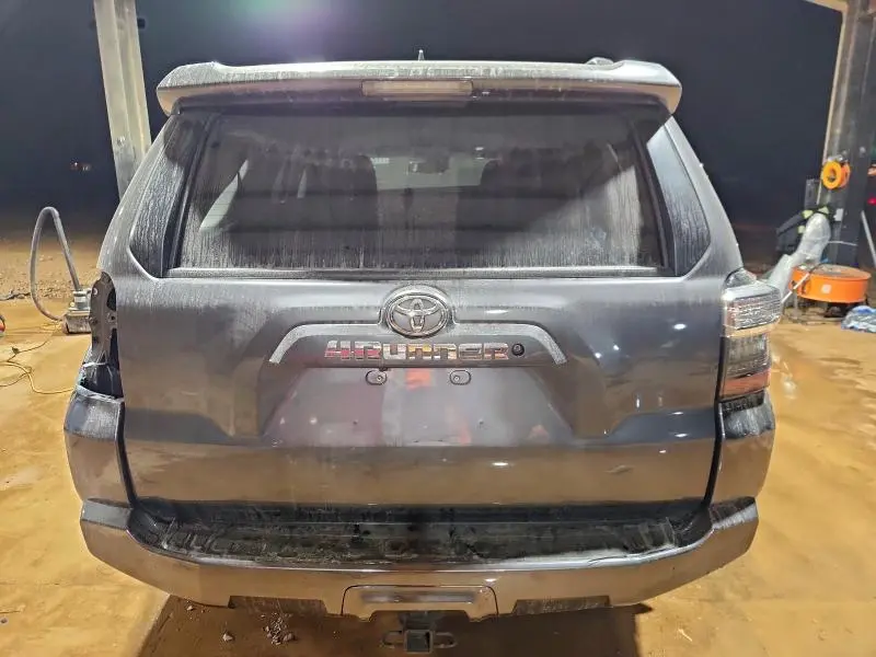 2021 TOYOTA 4RUNNER SR5  