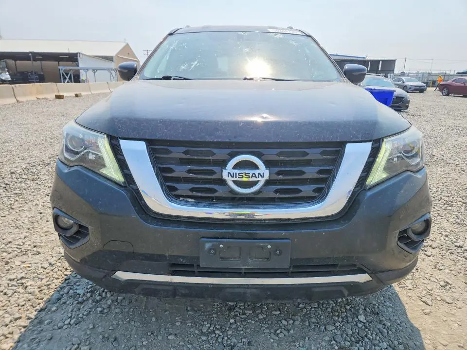 2018 NISSAN PATHFINDER SV  