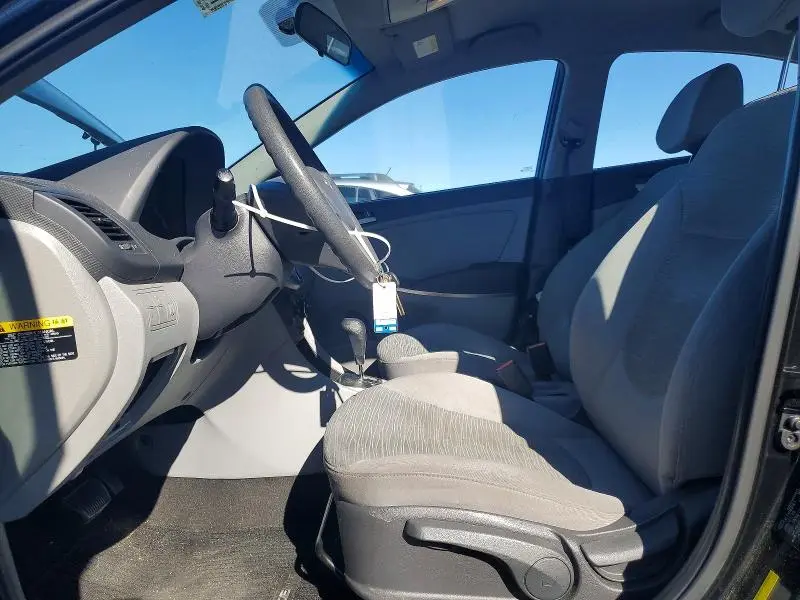 2015 HYUNDAI ACCENT GLS  