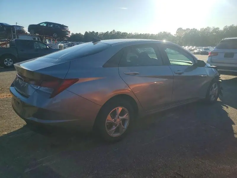 2023 HYUNDAI ELANTRA SE  