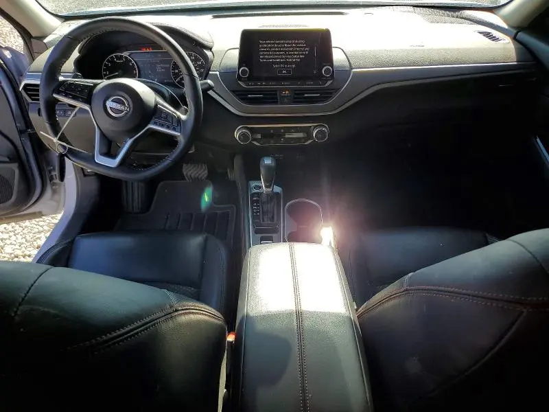 2024 NISSAN ALTIMA SR  
