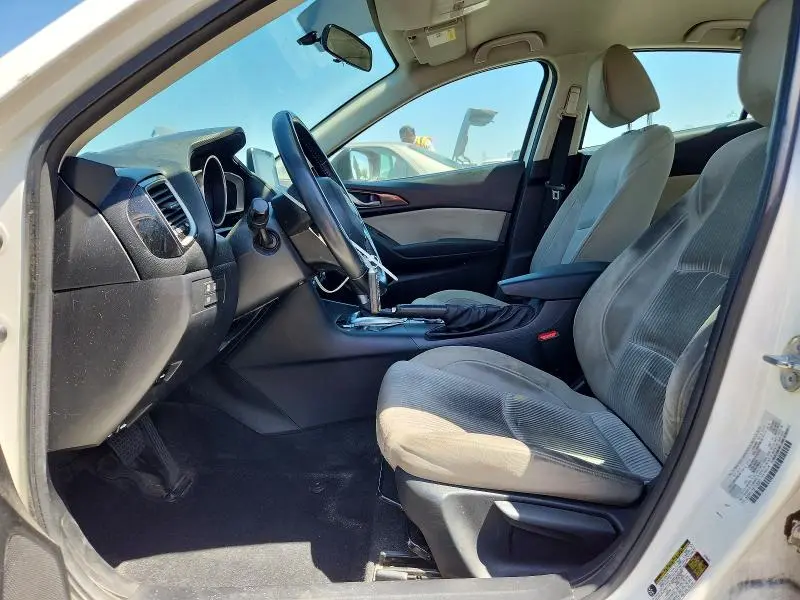 2015 MAZDA 3 TOURING  