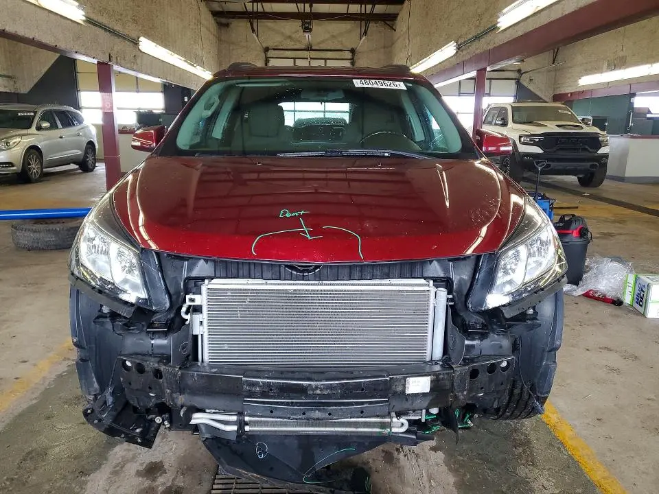 2017 CHEVROLET TRAVERSE LT  