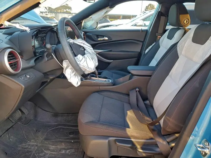 2025 CHEVROLET TRAX 1RS  