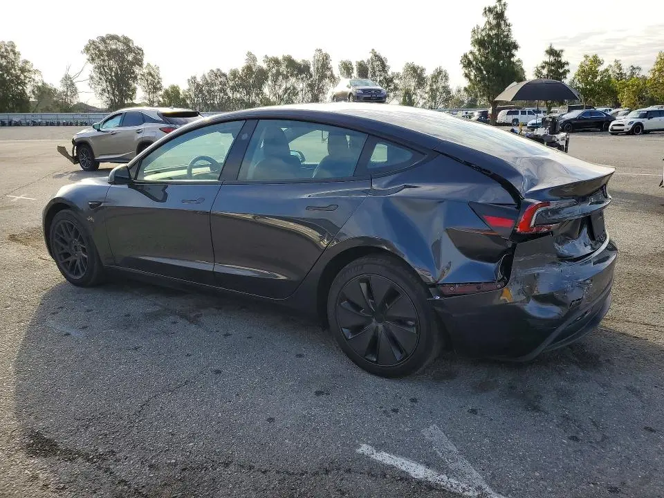 2024 TESLA MODEL 3   