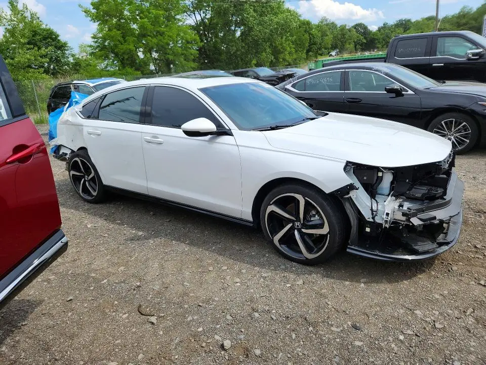 2025 HONDA ACCORD TOURING HYBRID  