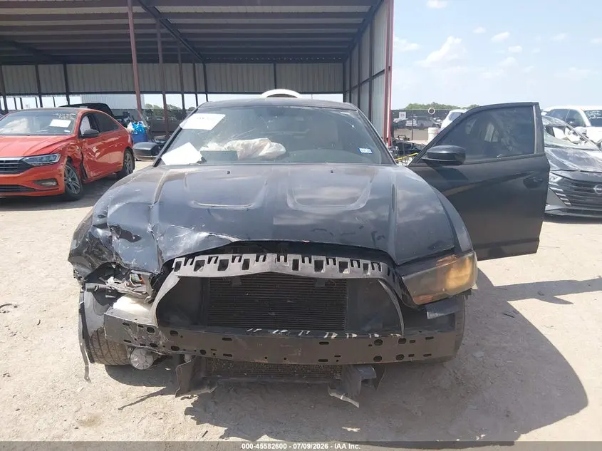 2012 DODGE CHARGER SE