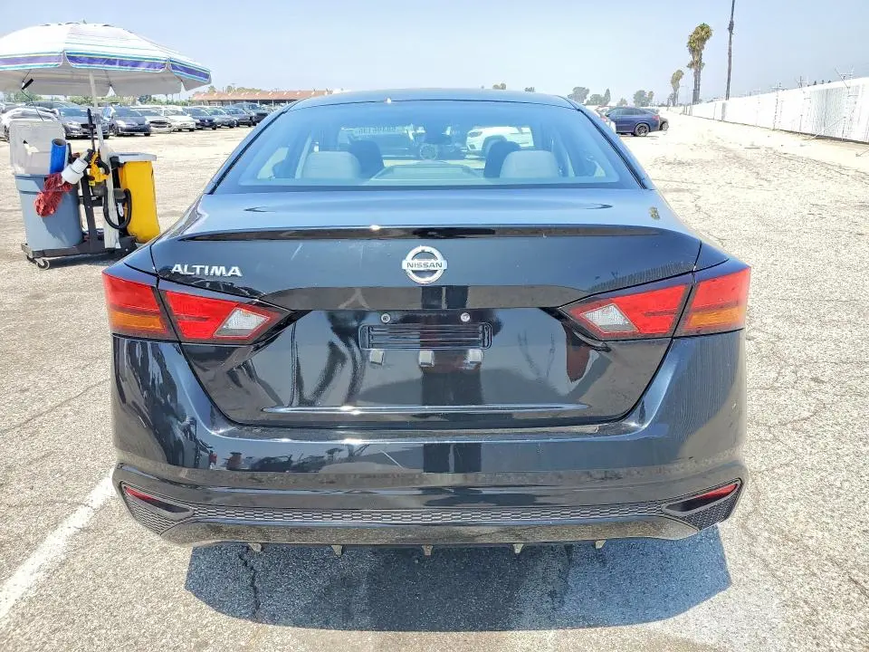 2022 NISSAN ALTIMA S  