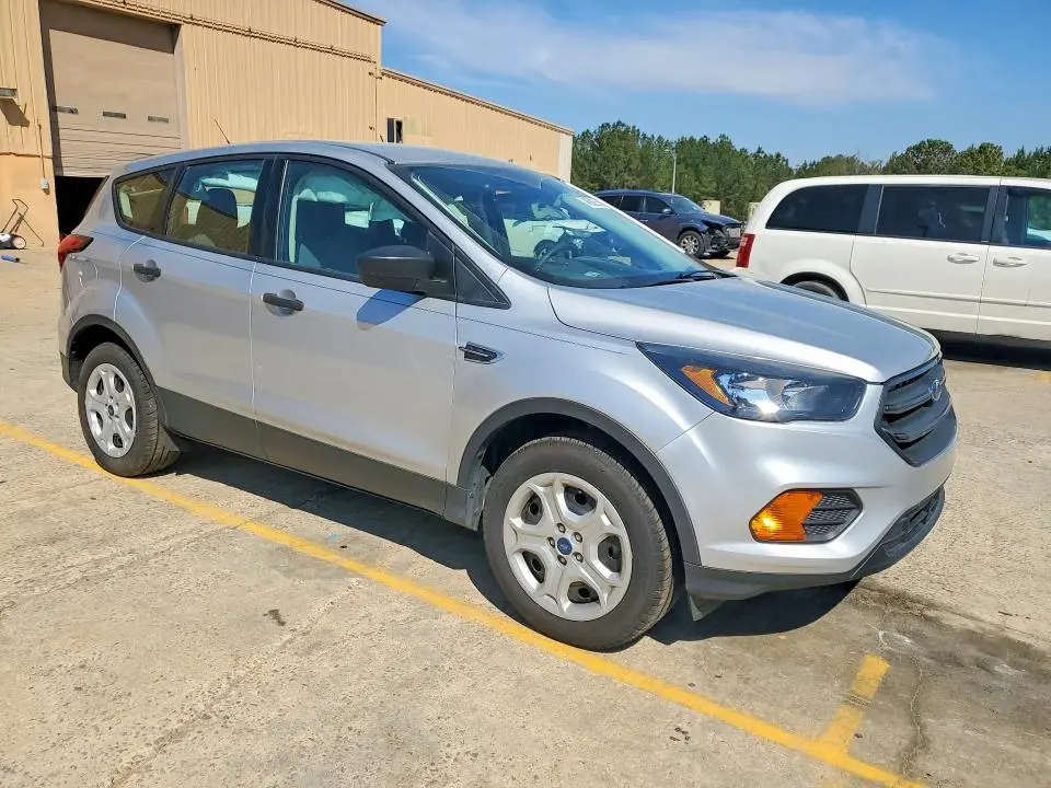 2019 FORD ESCAPE S  