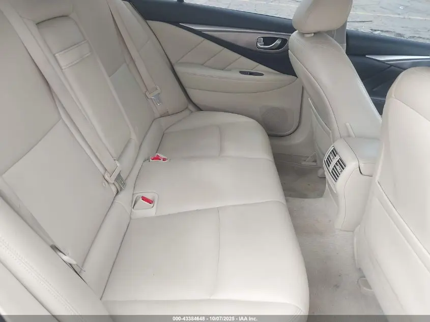 2015 INFINITI Q50 PREMIUM