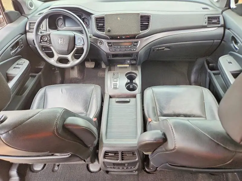 2021 HONDA PILOT SE  