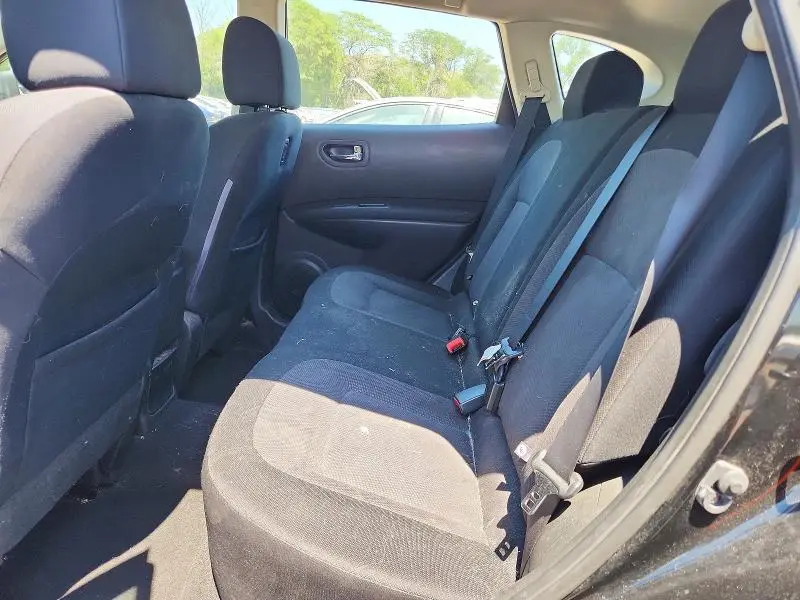 2012 NISSAN ROGUE S  