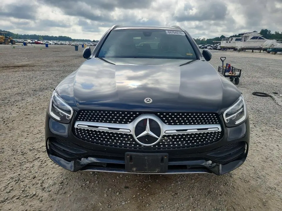 2021 MERCEDES-BENZ GLC 300 4MATIC  