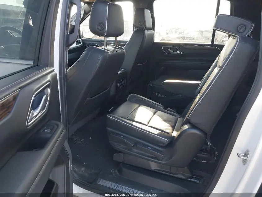 2022 CHEVROLET SUBURBAN 4WD PREMIER