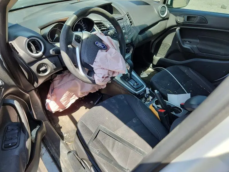 2018 FORD FIESTA SE  